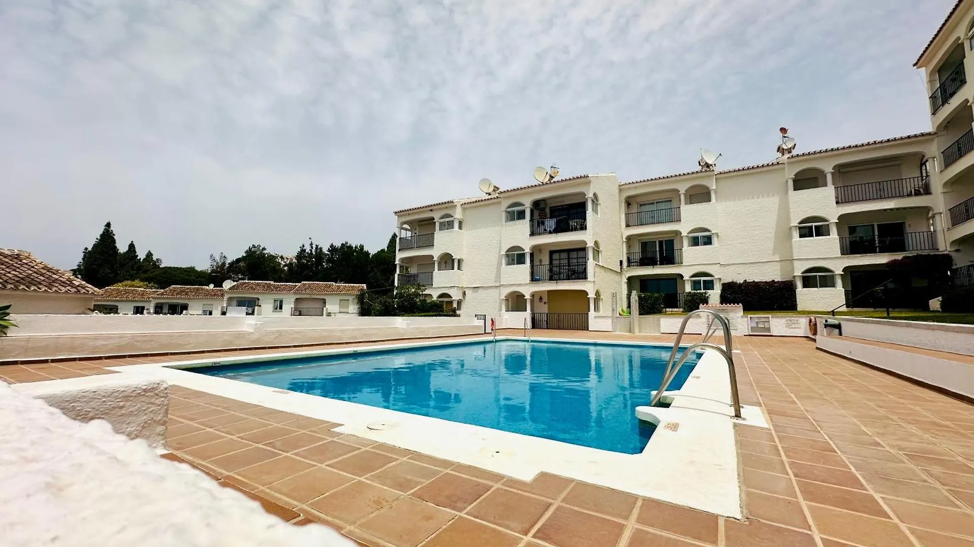 말라가 Bajo Con Terraza En La Costa Del Sol 아파트